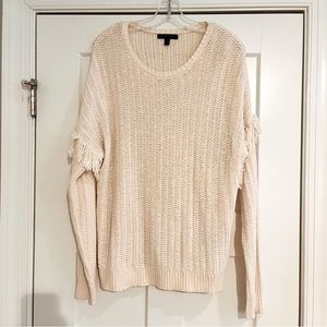 *Final price* BANANA REPUBLIC Cream sweater with fringe trim on sleeves XL